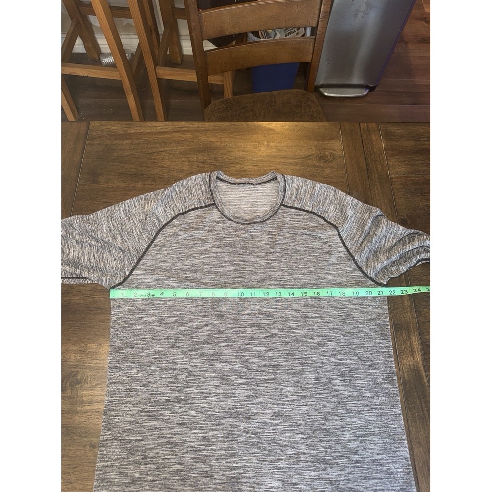 Lululemon Metal Vent Tech Shirt Top Long Sleeve Men's L Gray Yoga Running LS - Picture 6 of 7